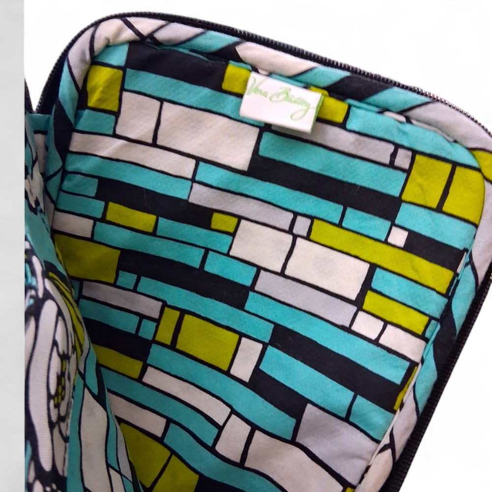 Vera Bradley Tablet/iPad Case - Island Bloom - Picture 5 of 6
